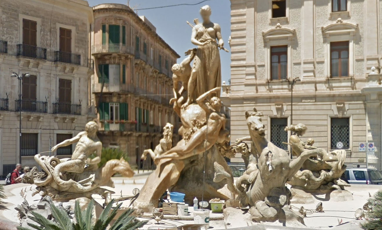 Fontana Artemide
